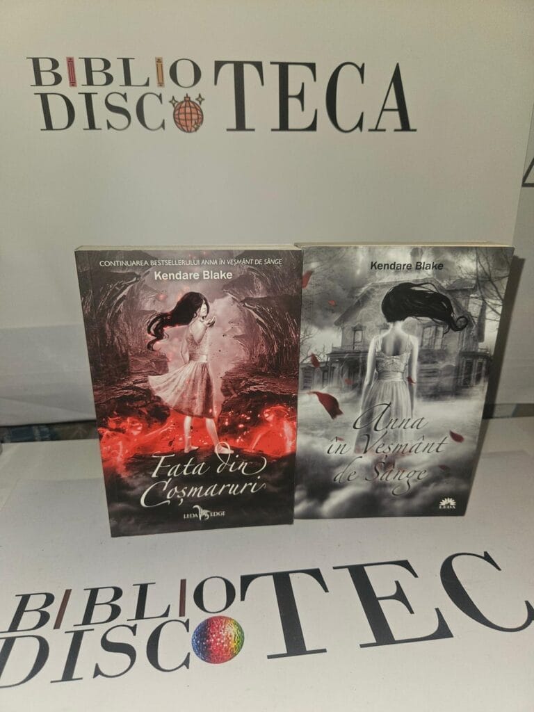 Anna în veștmânt de sânge și Fata din coșmaruri (vol. I și II)