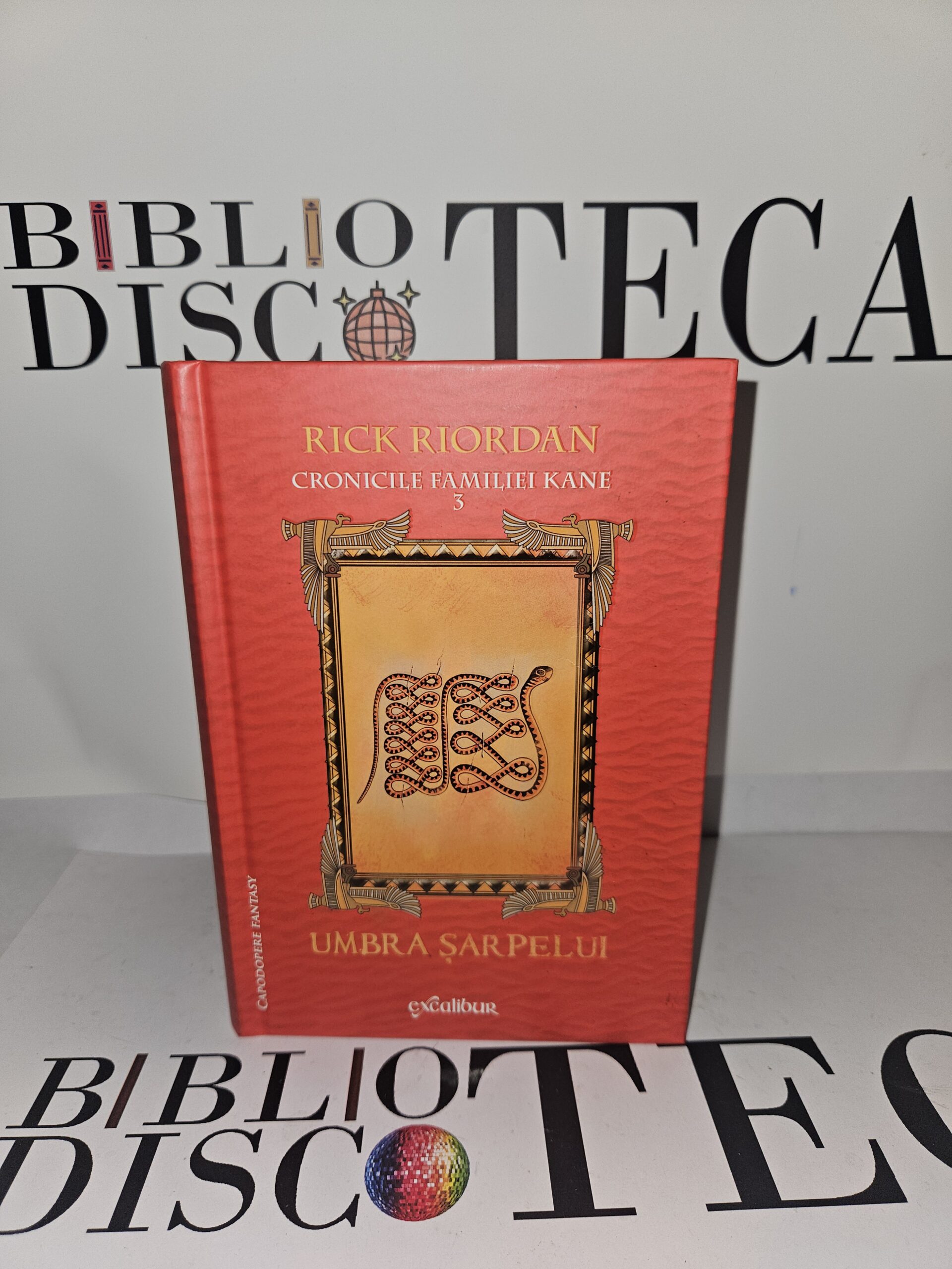 Umbra sarpelui -Cronicile familiei Kane