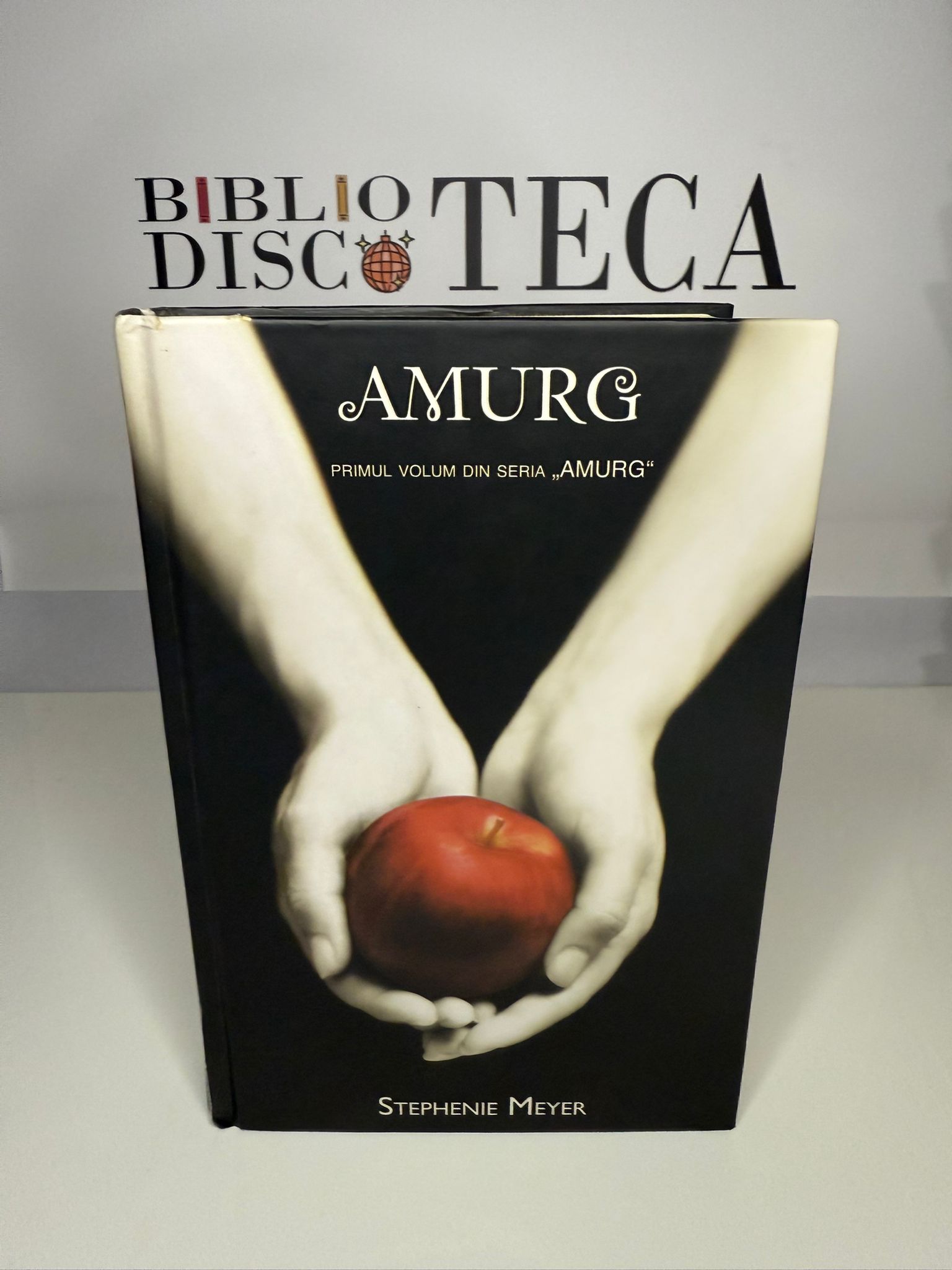 Amurg (hardcover)