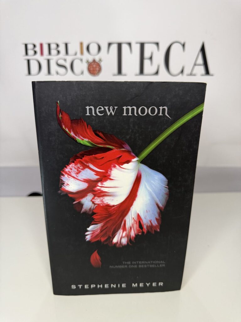 New Moon - Stephenie Meyer